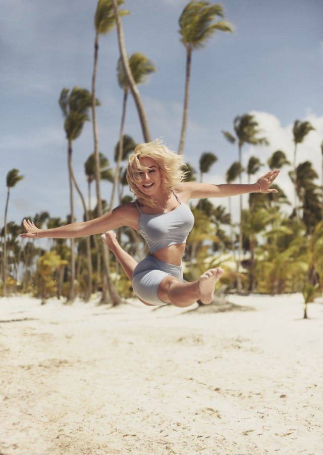 Fit Girls That Are Almost Too Hot to Handle