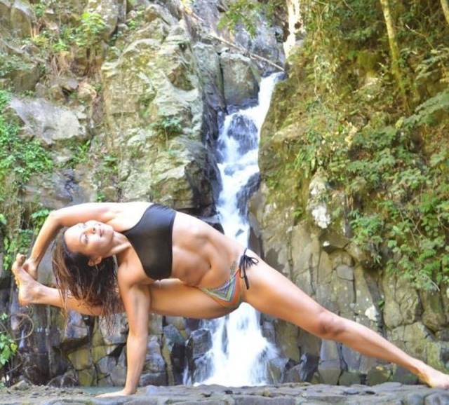 Fit Girls That Are Almost Too Hot to Handle