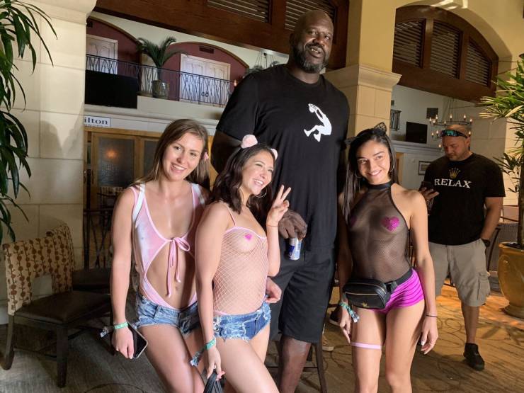 Girls Having A Ton Of Fun