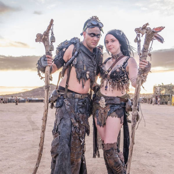 Welcome To “Wasteland”, Where Everything Is From “Mad Max”
