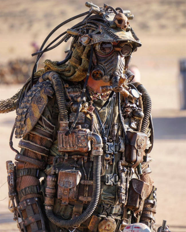Welcome To “Wasteland”, Where Everything Is From “Mad Max”