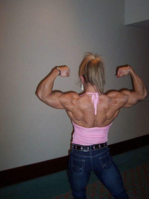 Mountains of muscles (47 pics)