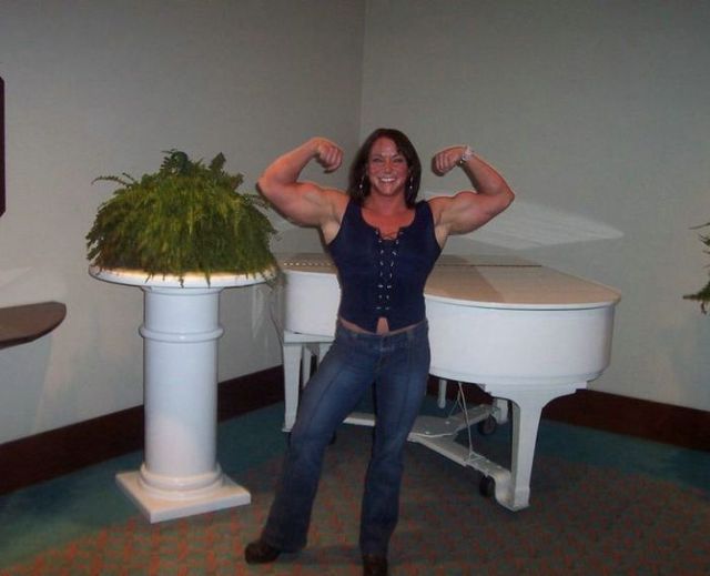 Mountains of muscles (47 pics)