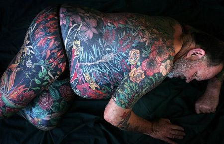 Curiosities and bonus pictures