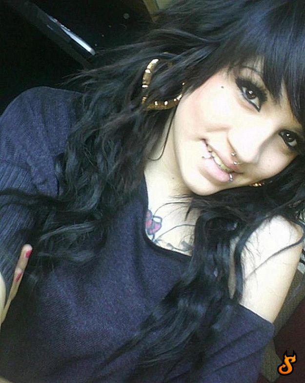 Do Emo Girls Appeal You? (75 pics)