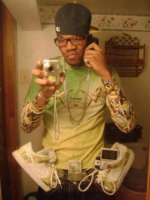 Internet Gangstas… (45 pics)