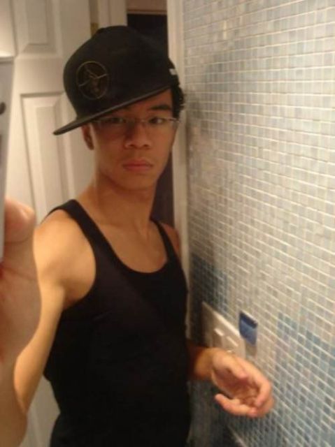 Internet Gangstas… (45 pics)