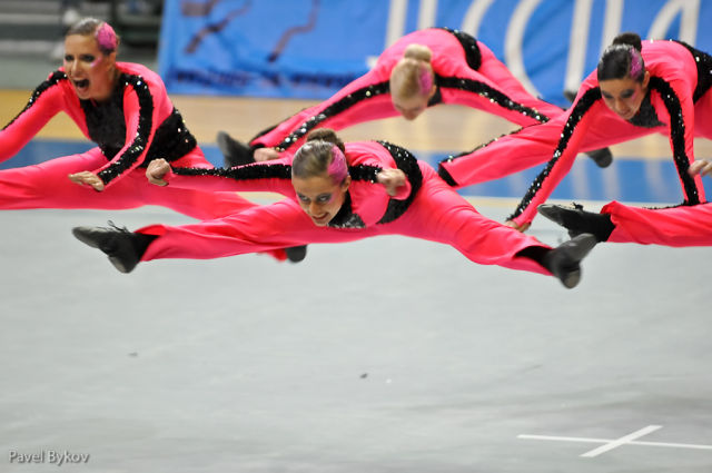 Russian Cheerleading Championship 2010 (38 pics)