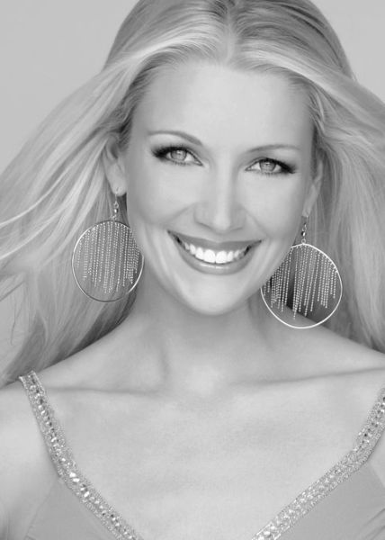Last 20 Miss USA Winners (20 pics)
