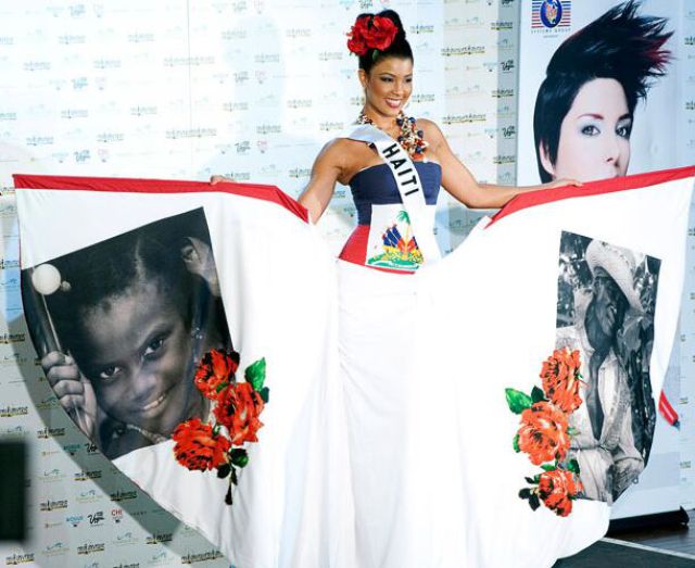 National Costumes at Miss Universe 2010 (30 pics)