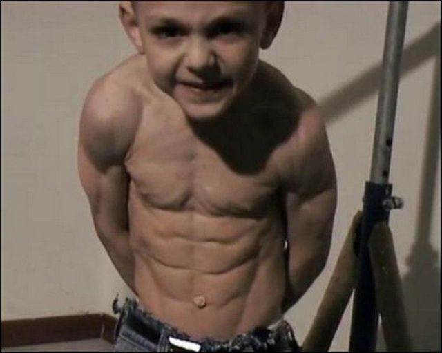 Strong Boys (21 pics)