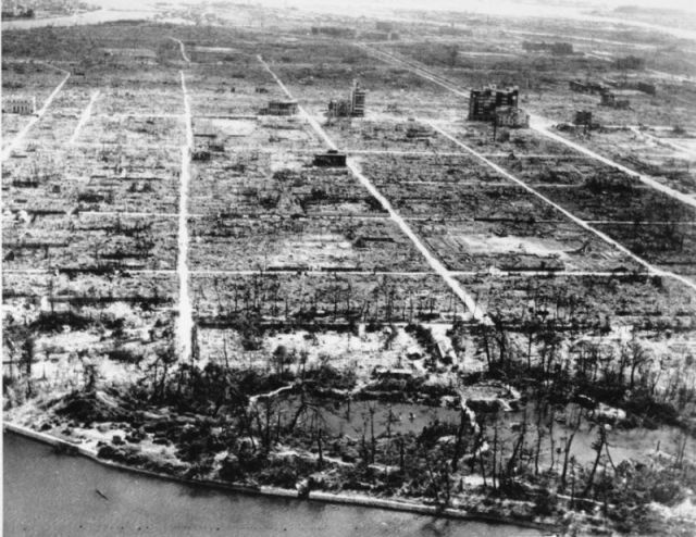 Frightening Hiroshima and Nagasaki Atomic Bomb Pictures