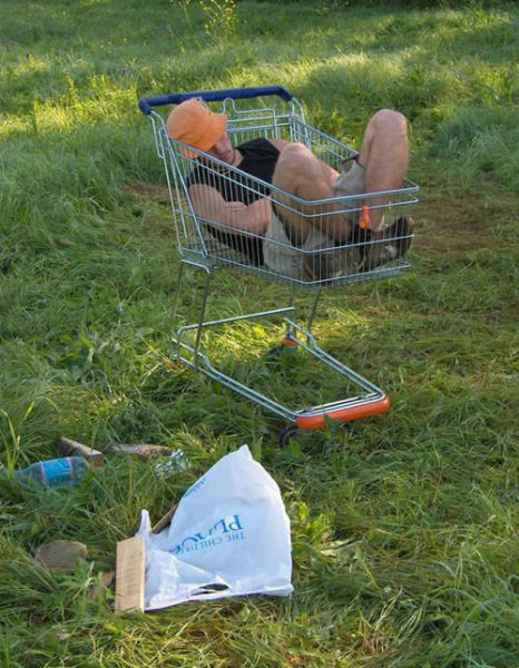 Hilarious Drunk Off Their Ass Photos