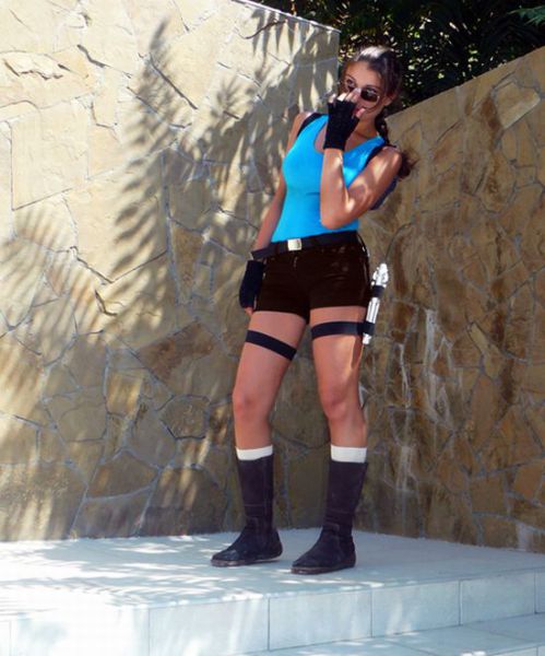 Beautiful Tomb Raider Cosplayers