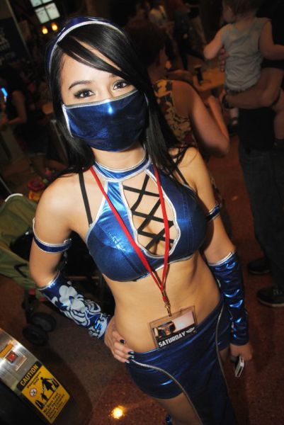 Costumed Cuties of Phoenix Comicon 2012
