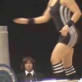 This Female Weightlifter Is Friggin’ Adorable