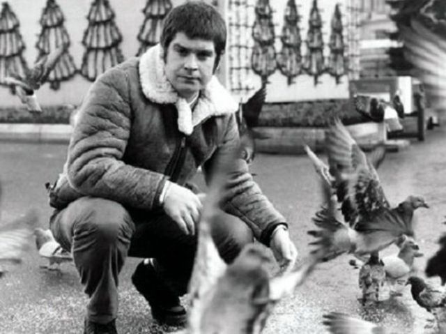 Rare Photographs of Celebrities. Part 21