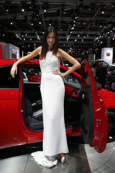 The Lovely Girls of the Paris Motor Show 2012