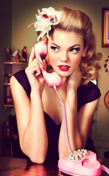 What’s Not to Love about These Pretty Pin Up Girls