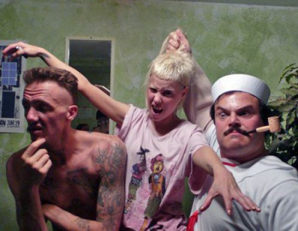 Rare Photos Reveal a Side of Celebs We Don’t Usually See!