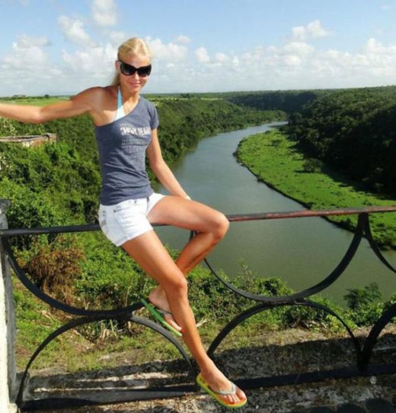 A Cute Blonde Bombshell who Is a Serious Sports Athlete