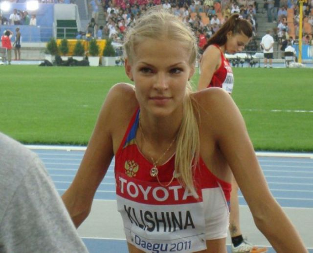 A Cute Blonde Bombshell who Is a Serious Sports Athlete