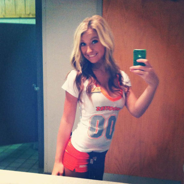 Hot Hooters Girls Have Some Fun During Break Times