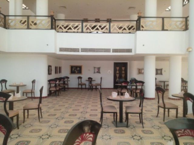 A Tour of a Neglected Egyptian 5 Star Hotel