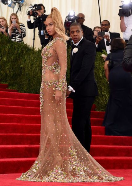 Beyonce Turns Heads in Her Nude Outfit at the Met Gala