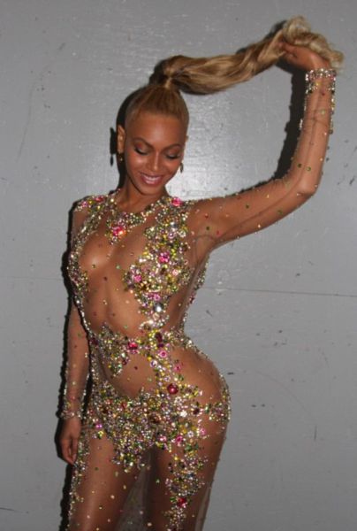 Beyonce Turns Heads in Her Nude Outfit at the Met Gala