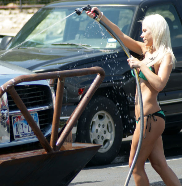 The Best Car Washes Always Get a Little Wet ‘n Wild