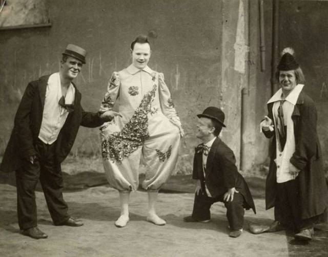 These Old Creepy Circus Photos Are No Laughing Matter