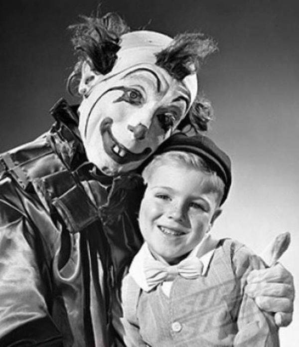 These Old Creepy Circus Photos Are No Laughing Matter