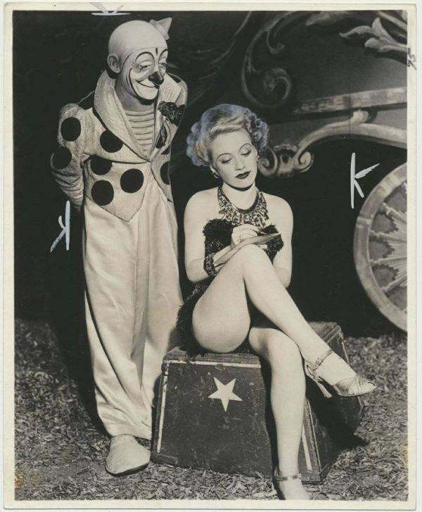These Old Creepy Circus Photos Are No Laughing Matter
