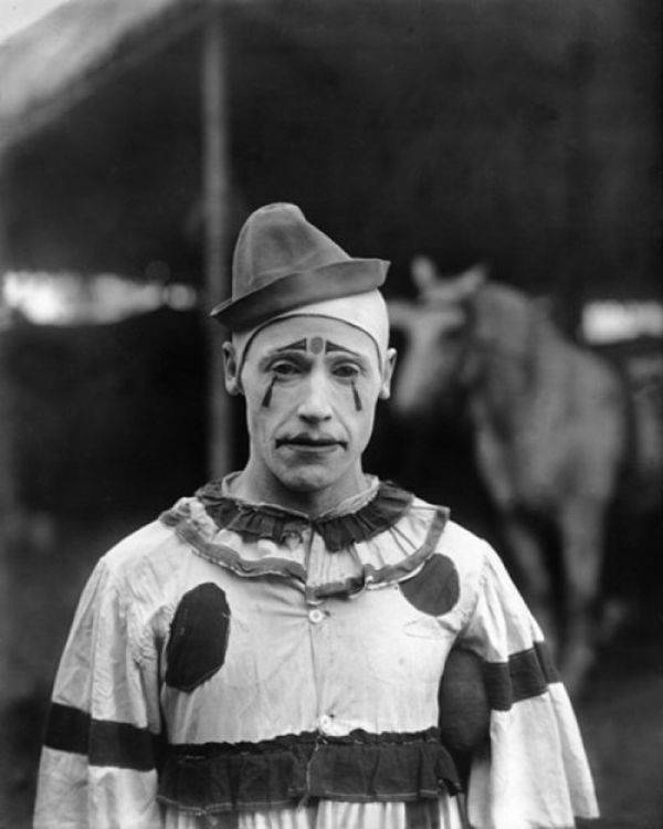 These Old Creepy Circus Photos Are No Laughing Matter