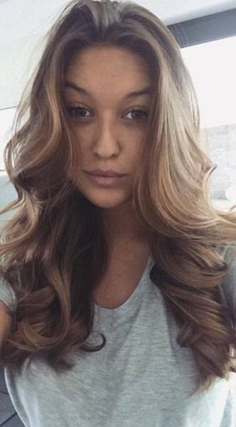 The Hottest Wives And Girlfriends Of Football Players