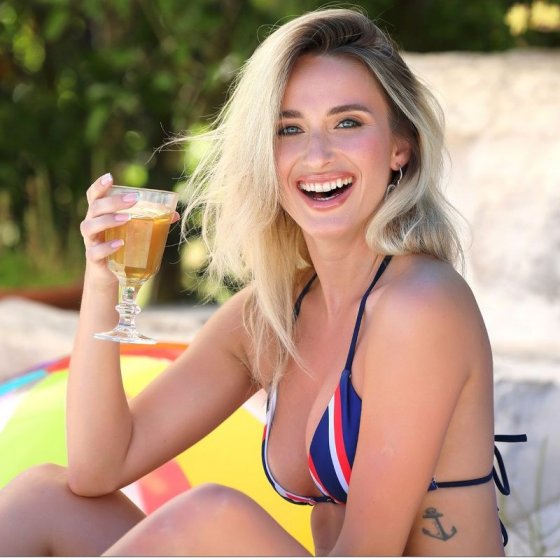 caramellbikini